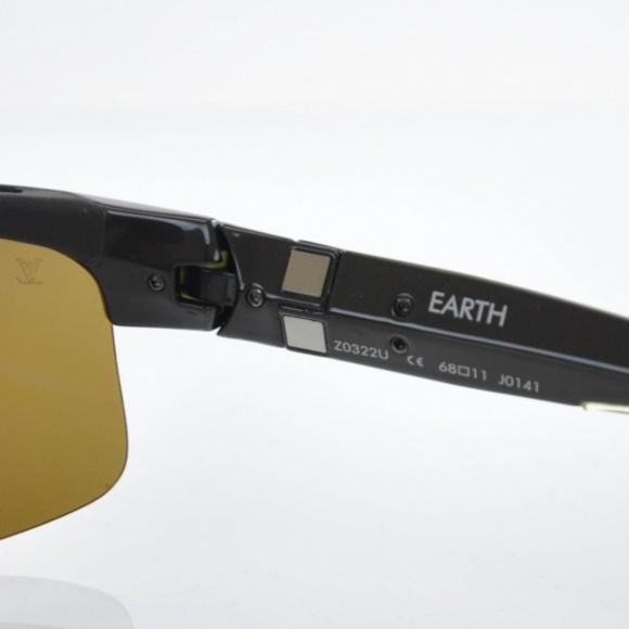 LOUIS VUITTON 4Motion Sunglasses Earth - Picture 2 of 6
